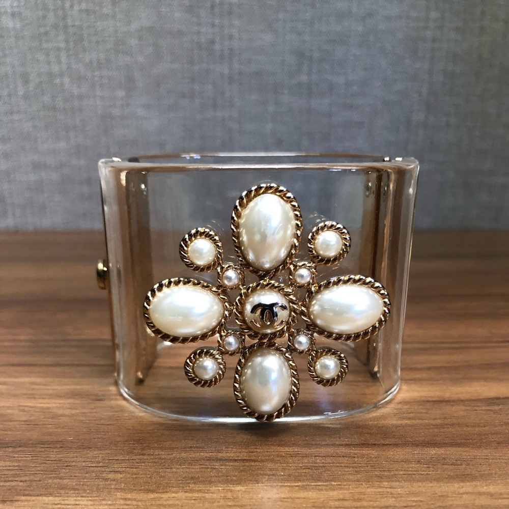 Chanel Lucite Clover Pearl Cuff